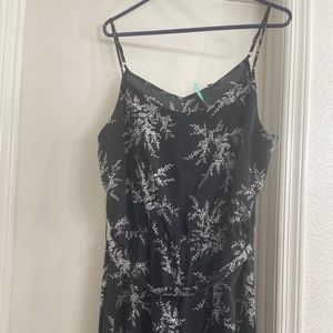 Black and white jumper.